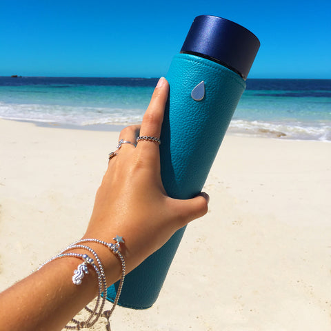 Glass Water Bottle CLASSIC Sky Blue - Liquidsands